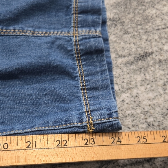 Curve Appeal Women's 6/28 Lightweight Denim Wide Leg Cropped Jeans - Picture 12 of 14